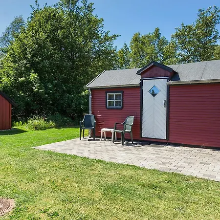 Three-bedroom Holiday In * Hals